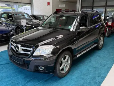 Używany Mercedes GLK220 170 KM (125 kW) 2009 Czarny SUV