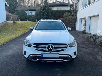 Gebraucht Mercedes GLC200 Business 197 PS (144 kW) 2019 Weiß SUV