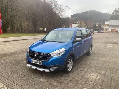 Gebraucht Dacia Lodgy Stepway 102 PS (75 kW) 2018 Blau Van / Kleinbus