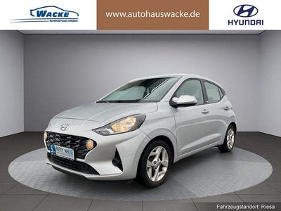 Gebraucht Hyundai i10 67 PS (49 kW) 2021 Silber Kleinwagen