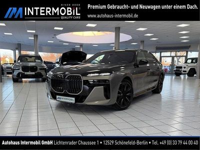 Gebraucht BMW 740 Sport Line 286 PS (210 kW) 2025 Beige Limousine