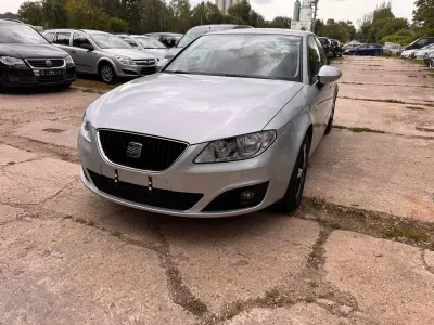 Gebraucht Seat Exeo Reference 120 PS (88 kW) 2011 Silber Limousine