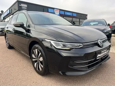 Gebraucht VW Golf VIII Goal 150 PS (110 kW) 2025 Schwarz Kombi