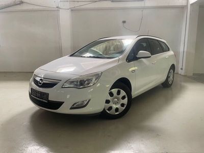 gebraucht Opel Astra Sports Tourer Selection