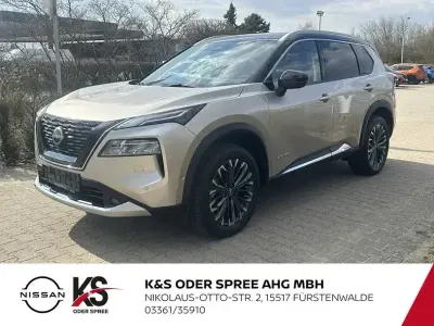 Gebraucht Nissan X-Trail Tekna 213 PS (156 kW) 2025 Beige SUV
