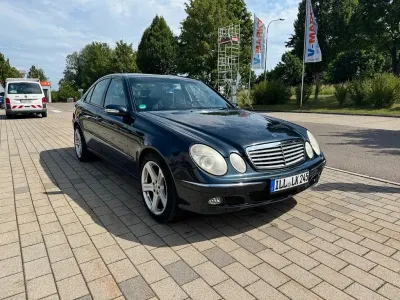 Gebraucht Mercedes E220 Elegance 150 PS (110 kW) 2004 Blau Limousine