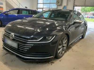 Gebraucht VW Arteon Elegance 239 PS (175 kW) 2017 Schwarz Kleinwagen