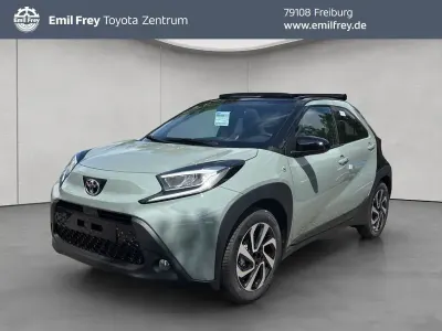 Gebraucht Toyota Aygo X Basis 72 PS (52 kW) 2025 Grün SUV