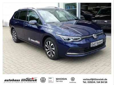 Gebraucht VW Golf VIII Active 131 PS (96 kW) 2023 Blau Kombi