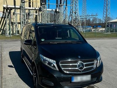 Usata Mercedes 250 Avantgarde 190 CV (139 kW) 2015 Nero Monovolume