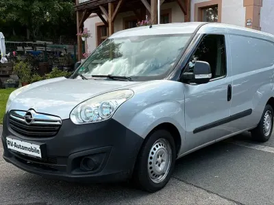 Gebraucht Opel Combo 105 PS (77 kW) 2015 Silber Van / Kleinbus
