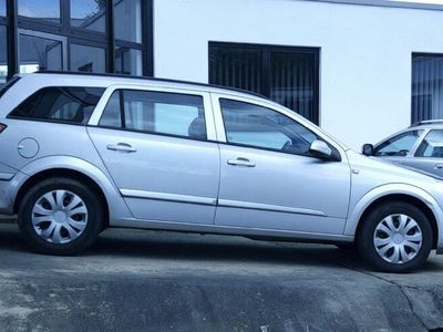 gebraucht Opel Astra Caravan 1.7 CDTI 81kW reparaturbedürftig