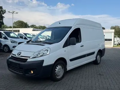 Gebraucht Toyota Proace Comfort 128 PS (94 kW) 2014 Arctic white Van / Kleinbus