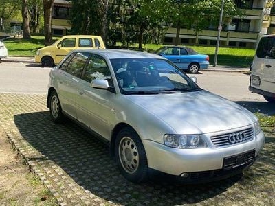 Usata Audi A3 131 CV (96 kW) 2002 Argento Utilitaria