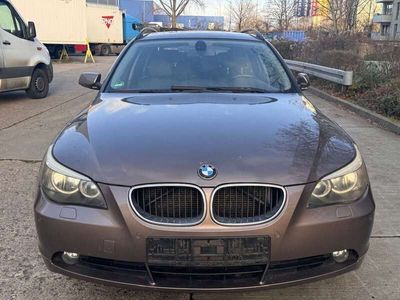 BMW 525
