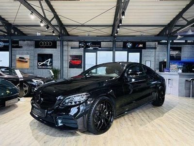 Gebraucht Mercedes C220 AMG line 194 PS (142 kW) 2020 Obsidianschwarz  metalliclack Coupé