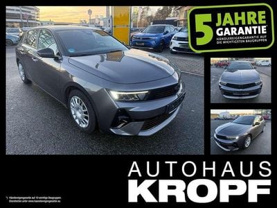 Grau Gebraucht 2024 Opel Astra Limousine | 22.980 € (Guter Preis)