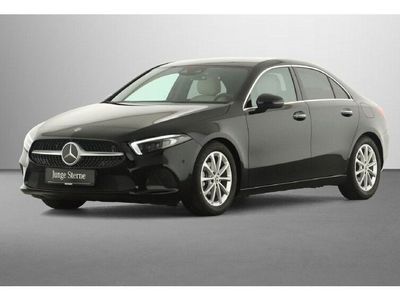 gebraucht Mercedes A180 Limousine AHK, HUD, Distronic, Multibeam,Sitzklima