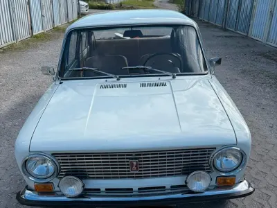 Gebraucht Lada 1200 60 PS (44 kW) 1987 Weiß Limousine