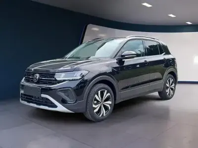 Gebraucht VW T-Cross Life 116 PS (85 kW) 2025 Deep black perleffekt (metallic) SUV