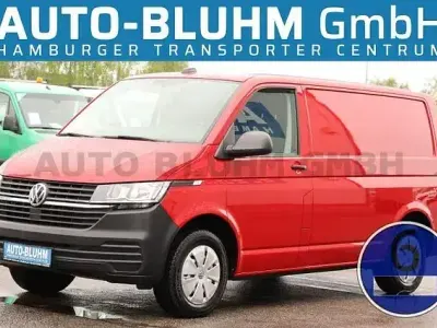 Gebraucht VW T6.1 150 PS (110 kW) 2022 Kirschrot Van