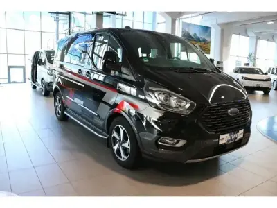 Usado Ford Tourneo Custom Active 170 HP (125 kW) 2023 Preto Van