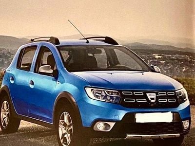 Gebraucht Dacia Sandero Celebration 90 PS (66 kW) 2018 Blau Limousine