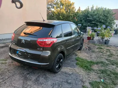 Gebraucht Citroën C4 Picasso 90 PS (66 kW) 2010 Braun Van / Kleinbus