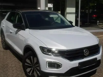 Gebraucht VW T-Roc IQ Drive 116 PS (85 kW) 2019 White silver metallic SUV