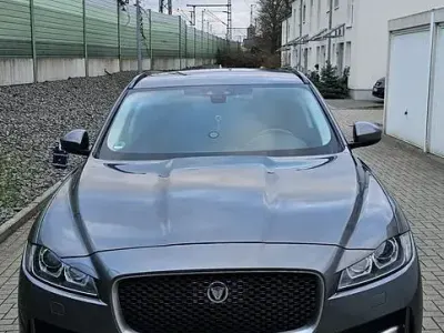 Occasion Jaguar F-Pace R-Sport 179 PK (131 kW) 2018 Grijs SUV