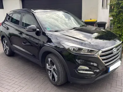 Gebraucht Hyundai Tucson 185 PS (136 kW) 2015 Schwarz SUV