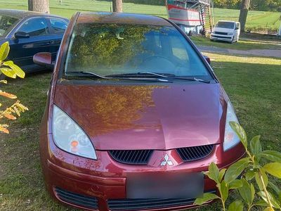 Usata Mitsubishi Colt 95 CV (69 kW) 2005 Marrone Utilitaria