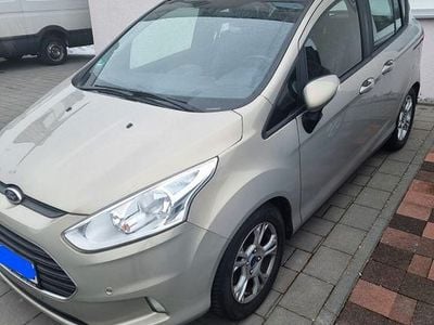 Beige Gebraucht 2014 Ford B-MAX Trend Van / Kleinbus | 6.100 € (Fairer Preis)