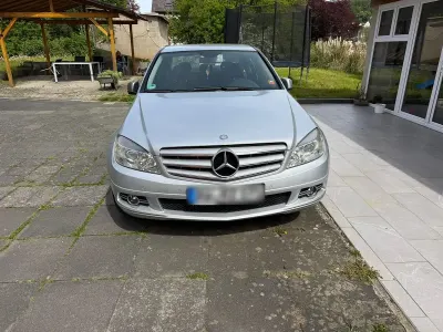 Gebraucht Mercedes C200 184 PS (135 kW) 2010 Grau Limousine