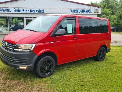 Gebraucht VW Caravelle 102 PS (75 kW) 2015 Rot Van