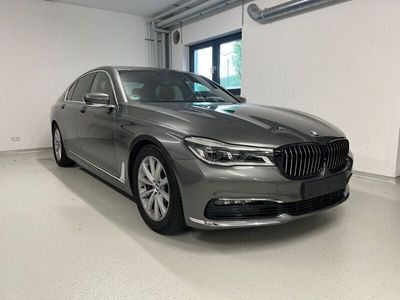 BMW 730