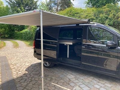 Mercedes V250