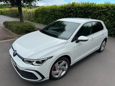 Gebraucht VW Golf VIII GTE 245 PS (180 kW) 2021 Weiß Limousine