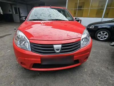 Gebraucht Dacia Sandero 75 PS (55 kW) 2009 Rot Kleinwagen