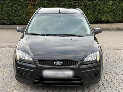 Second-hand Ford Focus Fun X 125 CP (91 kW) 2006 Negru Break