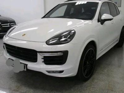Porsche Cayenne GTS