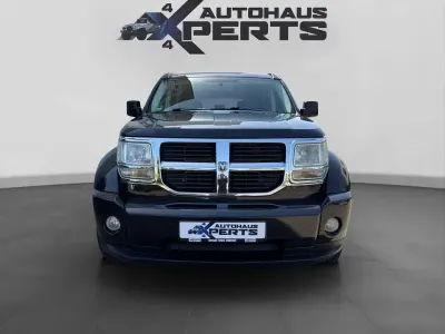 Gebraucht Dodge Nitro SXT 177 PS (130 kW) 2010 Schwarz SUV
