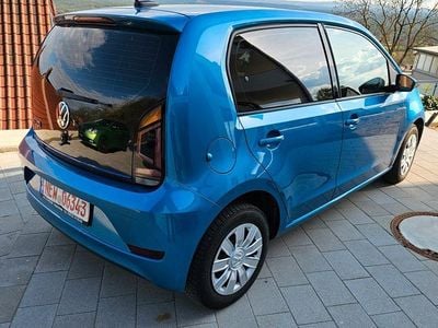 Usata VW e-up! 61 kW (83 CV) 2021 Blu Utilitaria