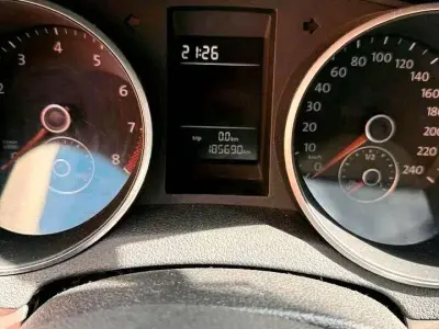 Usata VW Golf VI 86 CV (63 kW) 2011 Argento Utilitaria