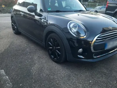 Gebraucht Mini ONE 102 PS (75 kW) 2018 Schwarz Kleinwagen