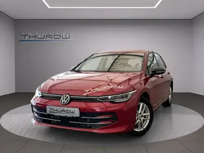 Gebraucht VW Golf VIII Goal 150 PS (110 kW) 2024 Rot Limousine