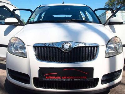 Usata Skoda Roomster Style 69 CV (50 kW) 2008 Bianco Monovolume