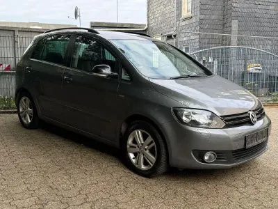 Używany VW Golf VII Match 140 KM (102 kW) 2012 Szary Sedan/Limuzyna