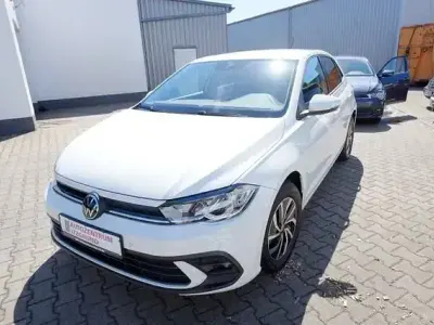 Gebraucht VW Polo Life 95 PS (69 kW) 2025 Weiß Kleinwagen