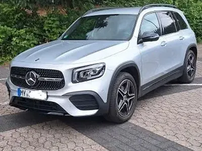 Gebraucht Mercedes GLB200 163 PS (119 kW) 2020 Silber SUV